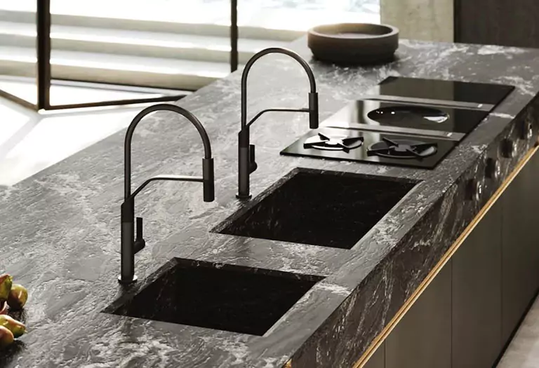 Expert Installation Team Image